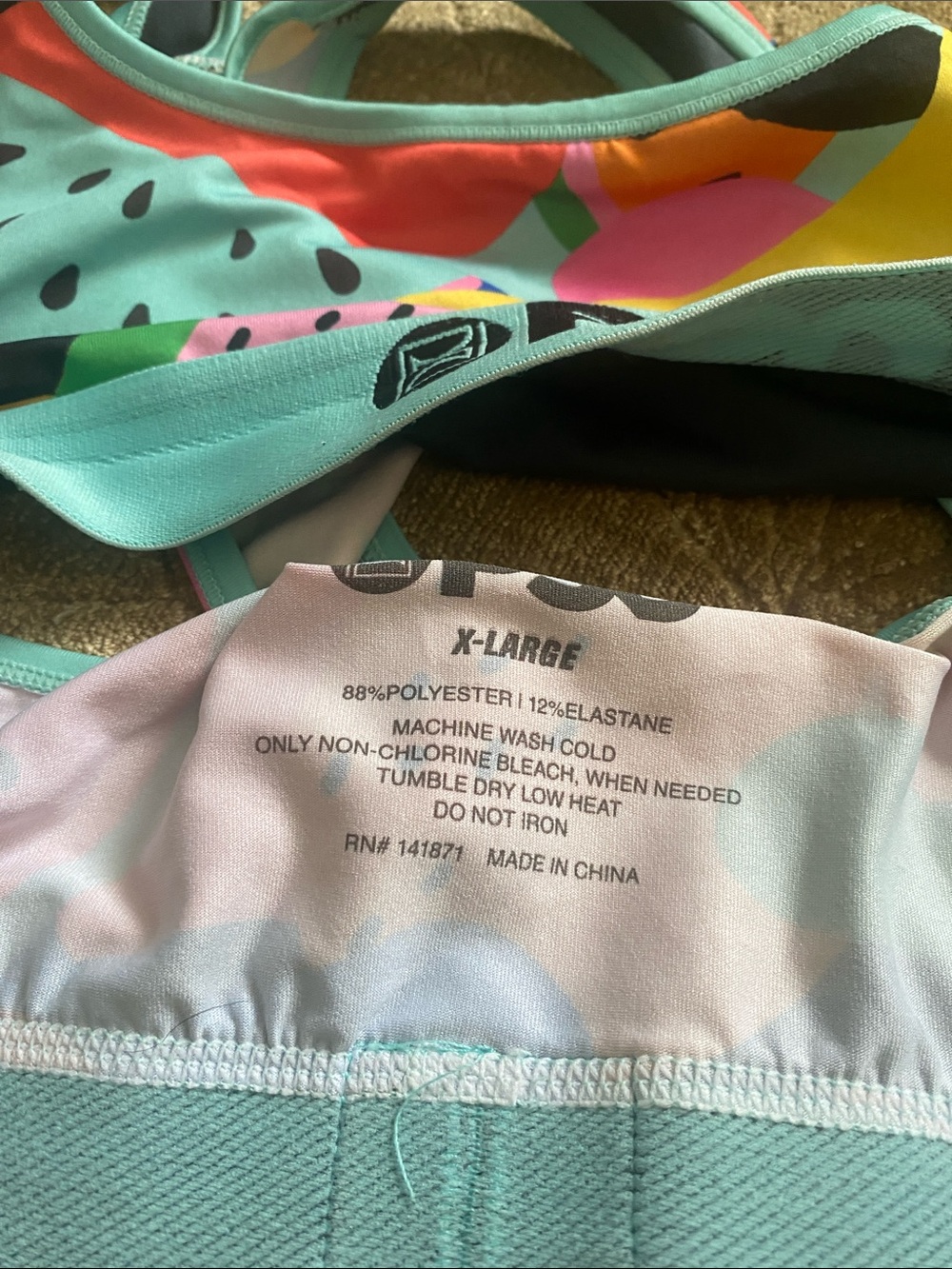 PSD Multicolor Fruit-Pattern Racerback Sports Bra with Aqua Band - Picture 3 of 6